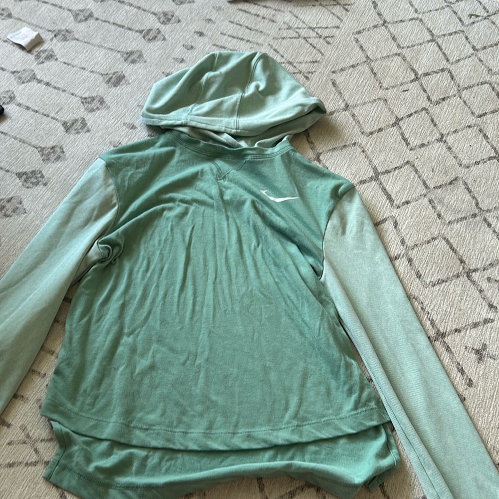 Girls nike long sleeve